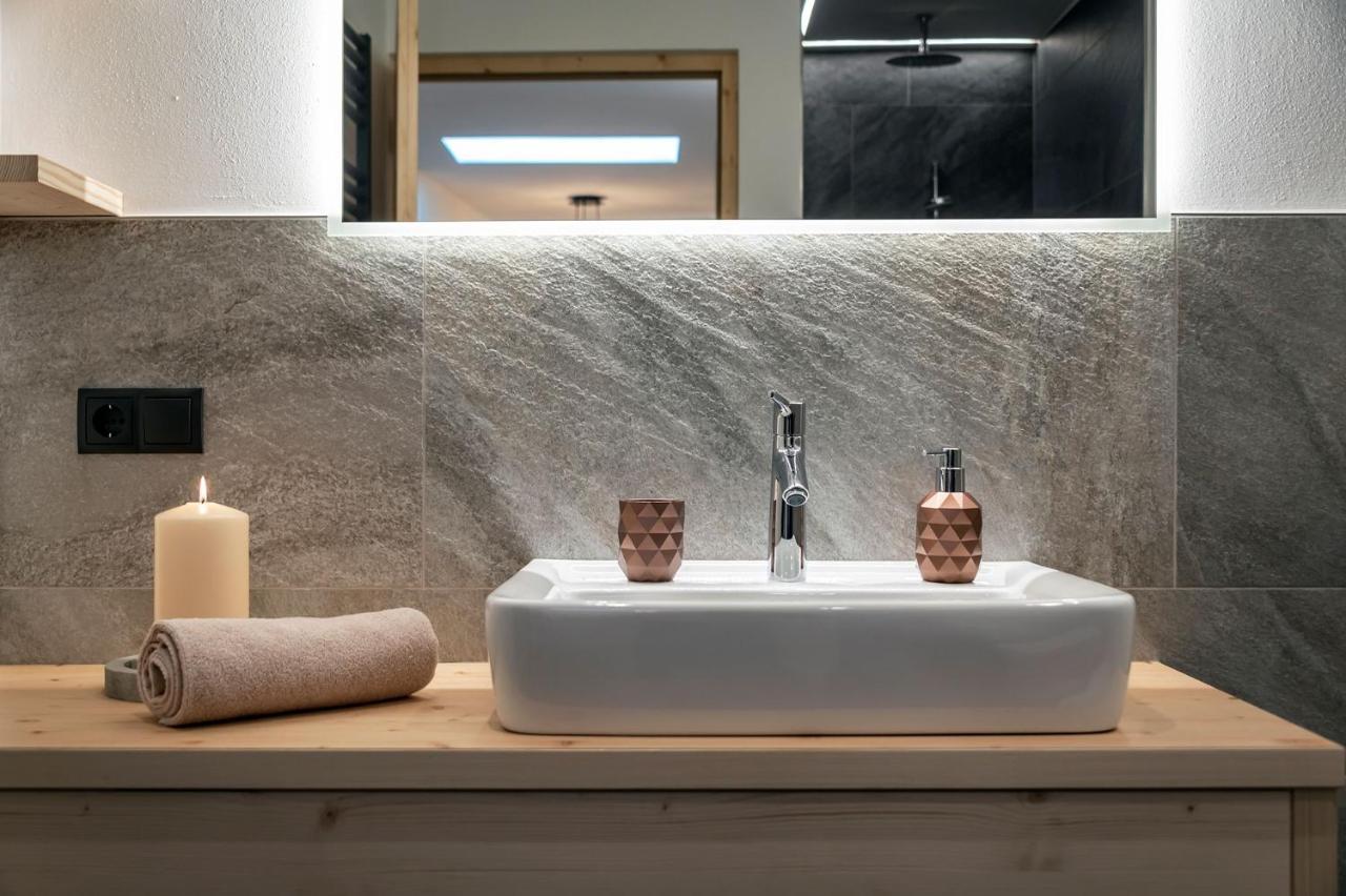 Mesnerhof Apartment วัลเลส ภายนอก รูปภาพ